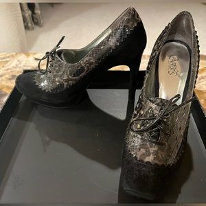 Black suede and snake print Oxford platform pump